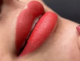 لیست قیمت خدمات زیبایی ۱۴۰۵؛ هزینه آرایشگاه، مو، ناخن و مژه